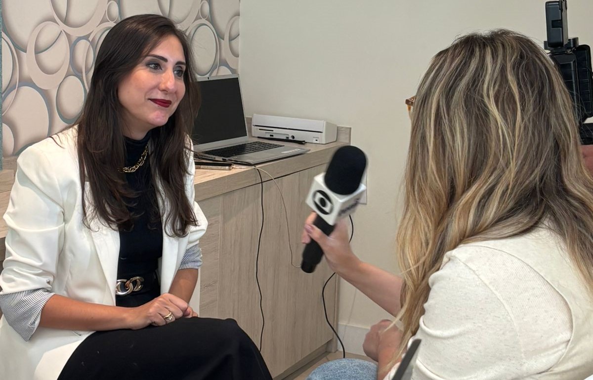 Erika Moraes em entrevista para a TV Globo